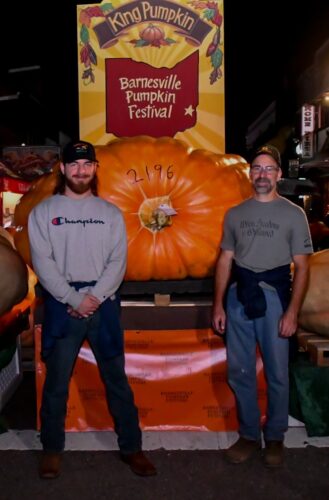 King Pumpkin Crowned At 2,196 Pounds